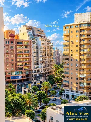 للبيع شقه في جليم علي شارع ابوقير الرئيسي 150 م بفيو مفتوح