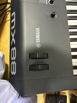 Yamaha keyboard MX88 for sale