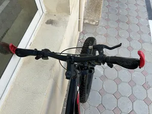 دراجة هوائية بكفرات عريضة