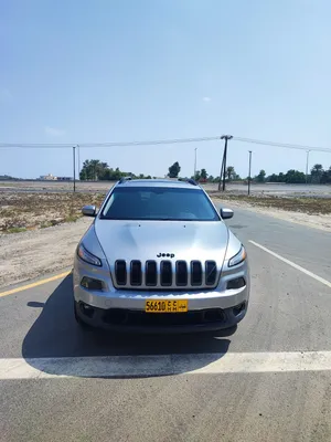 جيب شيروكي ليميتد 2017 3.2L