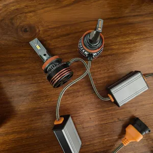 للبيع ليتات ليد 60w 2 فيشة 9005/9006/9012 2 فيشة H8/h11 الواحد 5 دينار يوجد توصيل جميع المناطق دينار