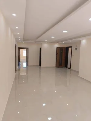 شقه للبيع ضاحيه الرشيد ارضي مرتفع