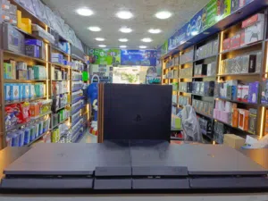 بلاي ستيشن بلاستيشن  4 سلم 500 جيجا PS4 Slim 500GB يتوفر لدينا خدمة التوصيل الى جميع انحاء المملكه