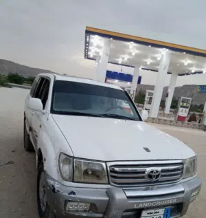 صالون لاندكروزر