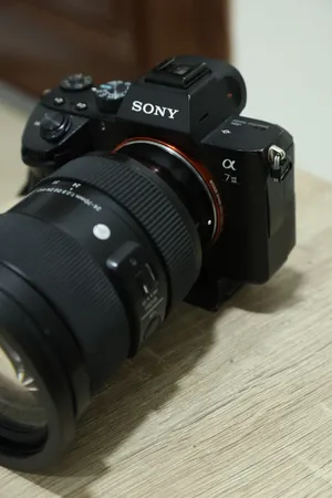 Sony a7iii مع عدسة 24/70 F2.8 ممتازة