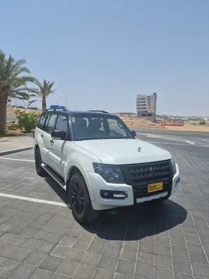Mitsubishi Pajero Signature edition