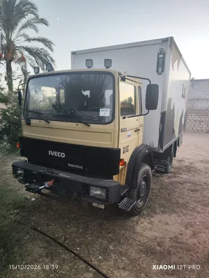 شاحنة افيكو iveco 75-16 دفع رباعي ماشية 38 الف فقط صفار استيراد المانيا فوقها كرفان سكن