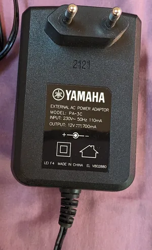 التواصل على الدردشة فقط ياماها شرقي Yamaha PSR-A300 مستعمل – وارد الكويت