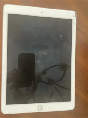 ipad pro 9.7 للبيع