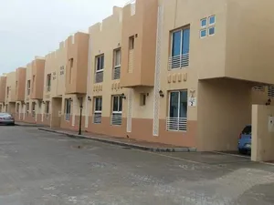 شقق نظاميه للايجار داخل كمباوند بالمطار القديم بدون عموله