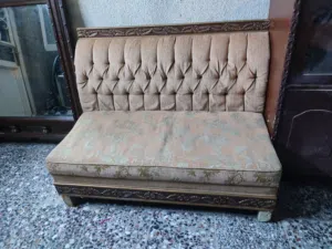 ديوان قنفات للبيع