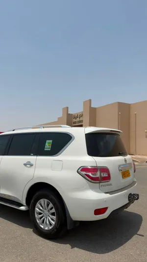 Used Nissan Patrol in Al Dakhiliya