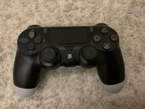 Ps4 controller if you intrested see the describtion