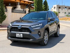 Used Toyota RAV 4 in Amman
