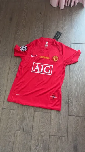Retro kit man united master quaility contact for more info