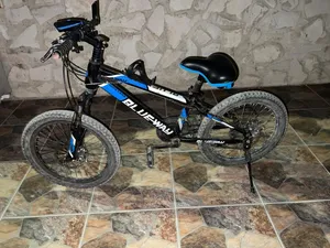 بسكليت جنط 20 بحالت الوكاله+كشاف وزمور قابل للتفاوض