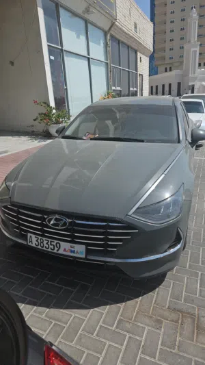 Sedan Hyundai in Ajman