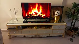 طاولة تلفاز زجاجيه