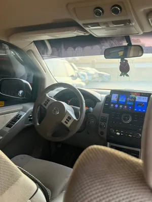 Used Nissan Pathfinder in Al Batinah