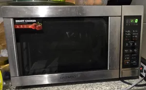 Clearance:Daewoo Microwave In Good Condition. Commercial Microwave, Combi And Grill Feature Inbuilt.