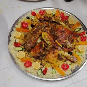 #طباخ #متنقل داخل وخارج الرياض #جريش #قرصان #ايدمات قهوجي وصباب #مندي #شعبي #تحمير