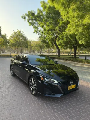 Used Nissan Altima in Muscat
