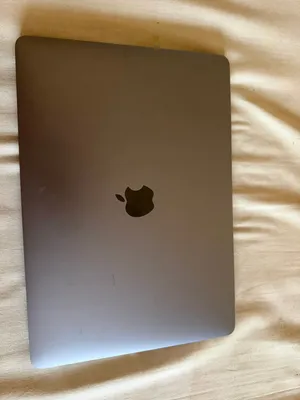MacBook Pro 13-inch 2020 — i5 / 8GB / 256GB — Space Gray