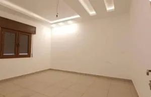 500 m2 3 Bedrooms Townhouse for Rent in Tripoli Khallet Alforjan