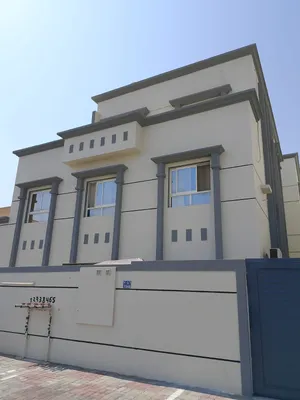 شقة للإيجار في الخوض السادسة – قريبة من جميع الخدمات *Apartment for Rent in Al Khoudh 6 – Close