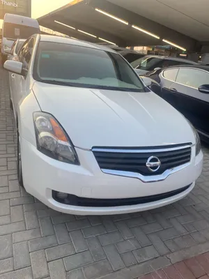 Used Nissan Altima in Sharjah