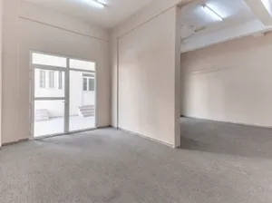 محلات للإيجار الشهري