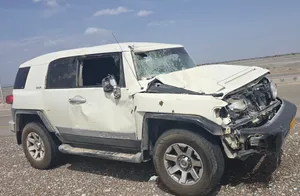 Used Toyota FJ in Al Dakhiliya