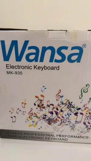 Wansa MK-935 61-Key Electronic Keyboard  Excellent Condition  Original Box Included
