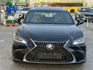 Lexus Hybrid ES300h 2023