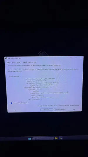 Pc وسكان و قير و دواسه logitech للبيع