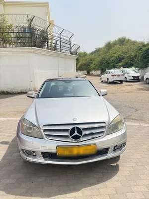 Used 2009 Mercedes Benz C-Class C 180 kompressor Sedan with GCC Specs and Full Features