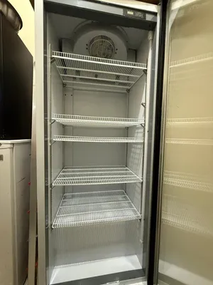 Fridge display-بحالة ممتازه- excellent condition