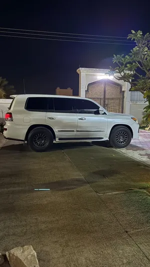 Used Lexus LX in Buraimi