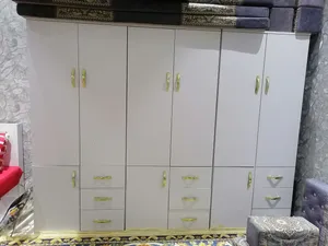 غرفة للبيع