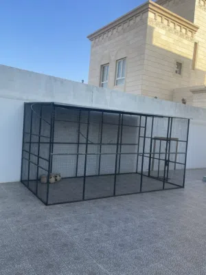 للبيع قفص للطيور او للحيوانات  الاليفه ..