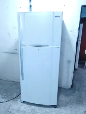 نبيع ثلاجه توشيبا 24 قدم حجم كبير