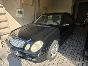 Mercedes-Benz E280 original paint no accidents excellent condition