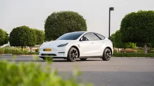 Tesla Model Y Long Range Dual Motor 2021 مواصفات عالية، إضافات مميزة، جاهزة للاستخدام اليومي.