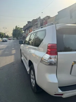 Toyota برادو 2011