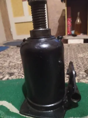 للبيع كوريك باكم هيدروليك روسي أصلي ATRX موديل 12-230 حمولة 12 طن / 12000 KG كوريك تقيل بتاع شغل ورش