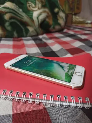 iPhone 7 128gb lush condition..