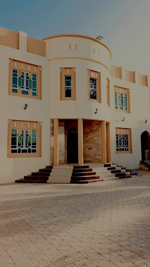 الوصف منزل للبيع الموقع ولاية ابراء المعترض .. تفاصيل العقار مساحة الأرض: 600 م  مساحة البناء: 281 م
