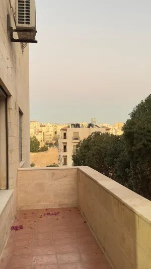 شقه مفروشه مميزه للايحار في الكرسي 2 نوم مكيفات تشطيب فاخر وعفش نظيف
