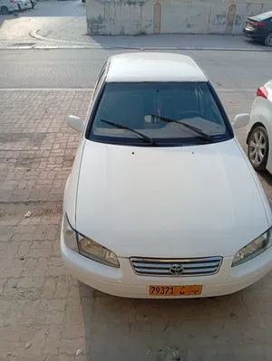 كامري للبيع موديل 2002.ممتازه..مجدده.مكيفه..اطاراتجديده. بطاريه جديده... جديده