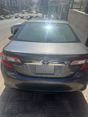 تويوتا كامري للبيع استعمال طبيب وبطاريه جديده شركه مع الفاتوره ب2300دينار